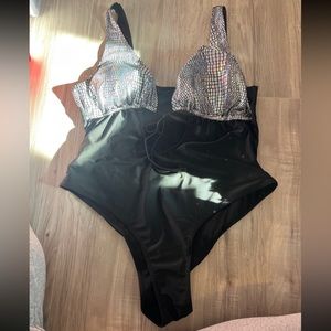 one piece bathing suit